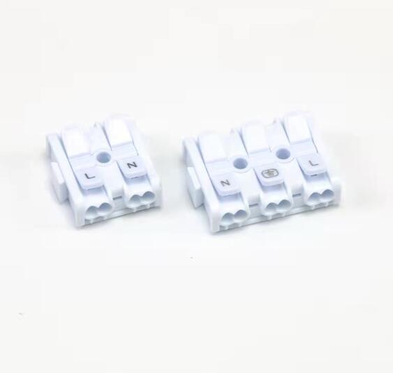902